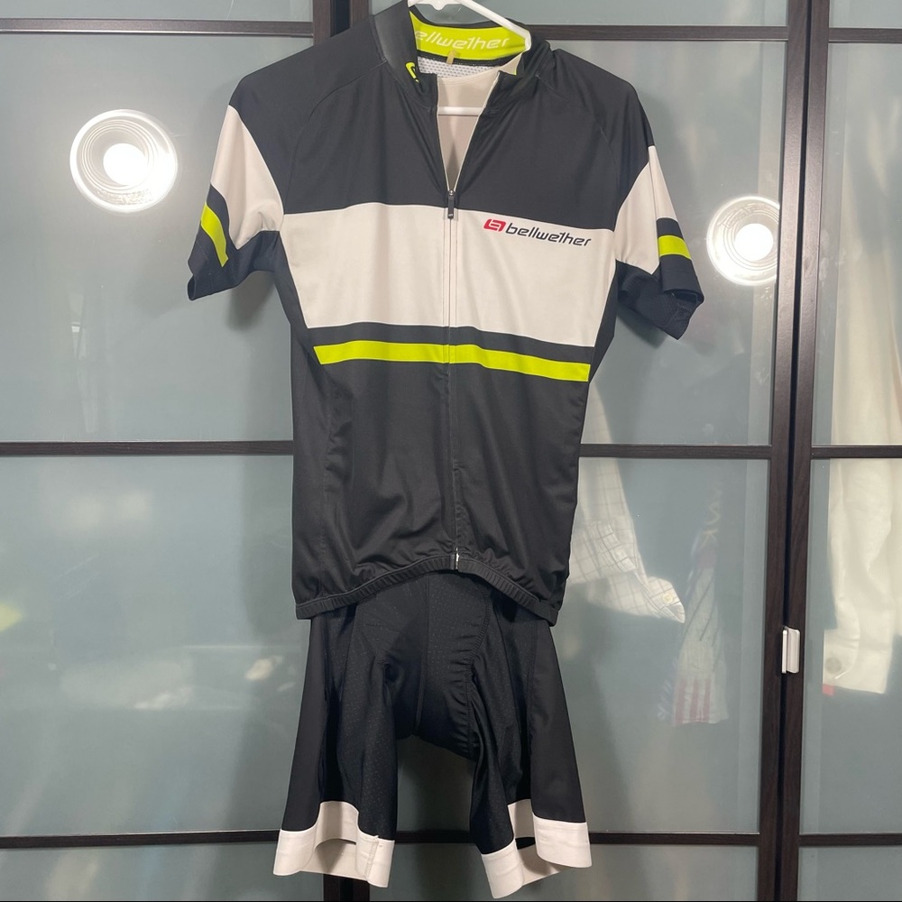 Bellweather mens cycling bib and jersey set. Bib is size M, Jersey is S.